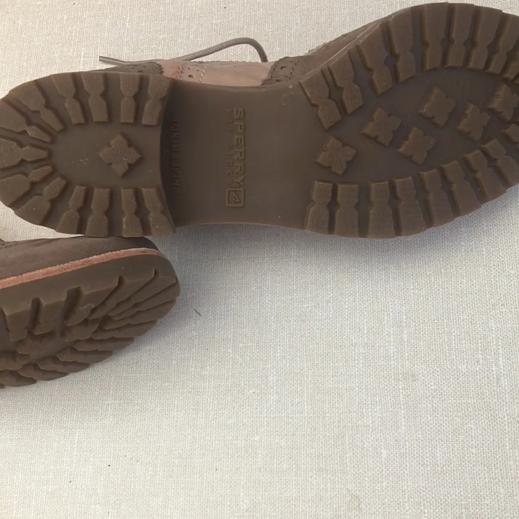 FINAL MARKDOWN Two tone Sperry oxfords 6 1/2 Size 6.5 - Image 3