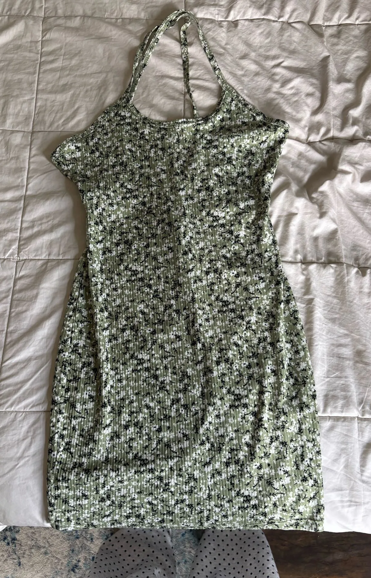 forever 21 floral bodycon dress Green - $23 textured knit tonewstyles Bridesmaid Dresses & Gowns Size:US 26 W