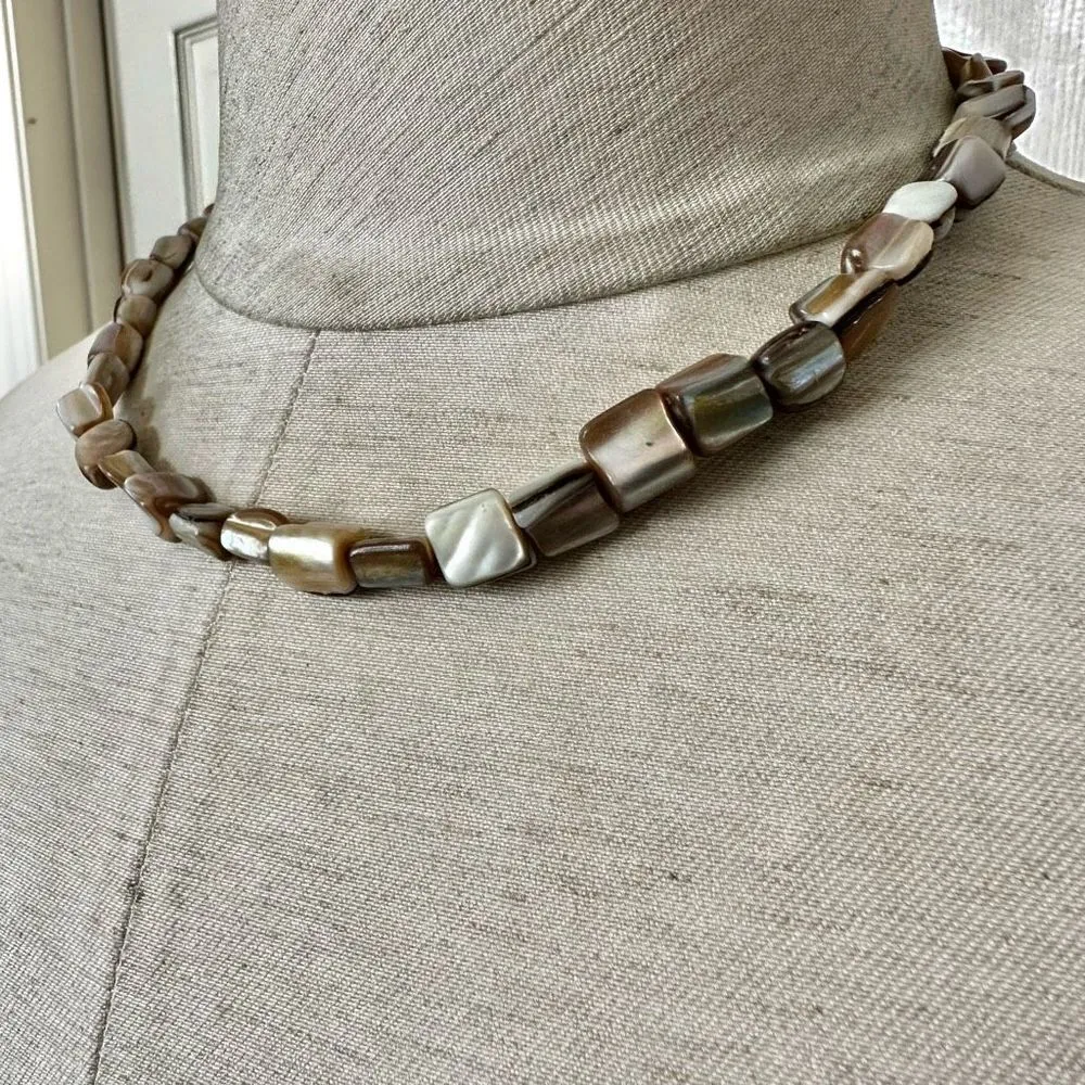 Premier Designs sandstone abalone necklace - Image 3