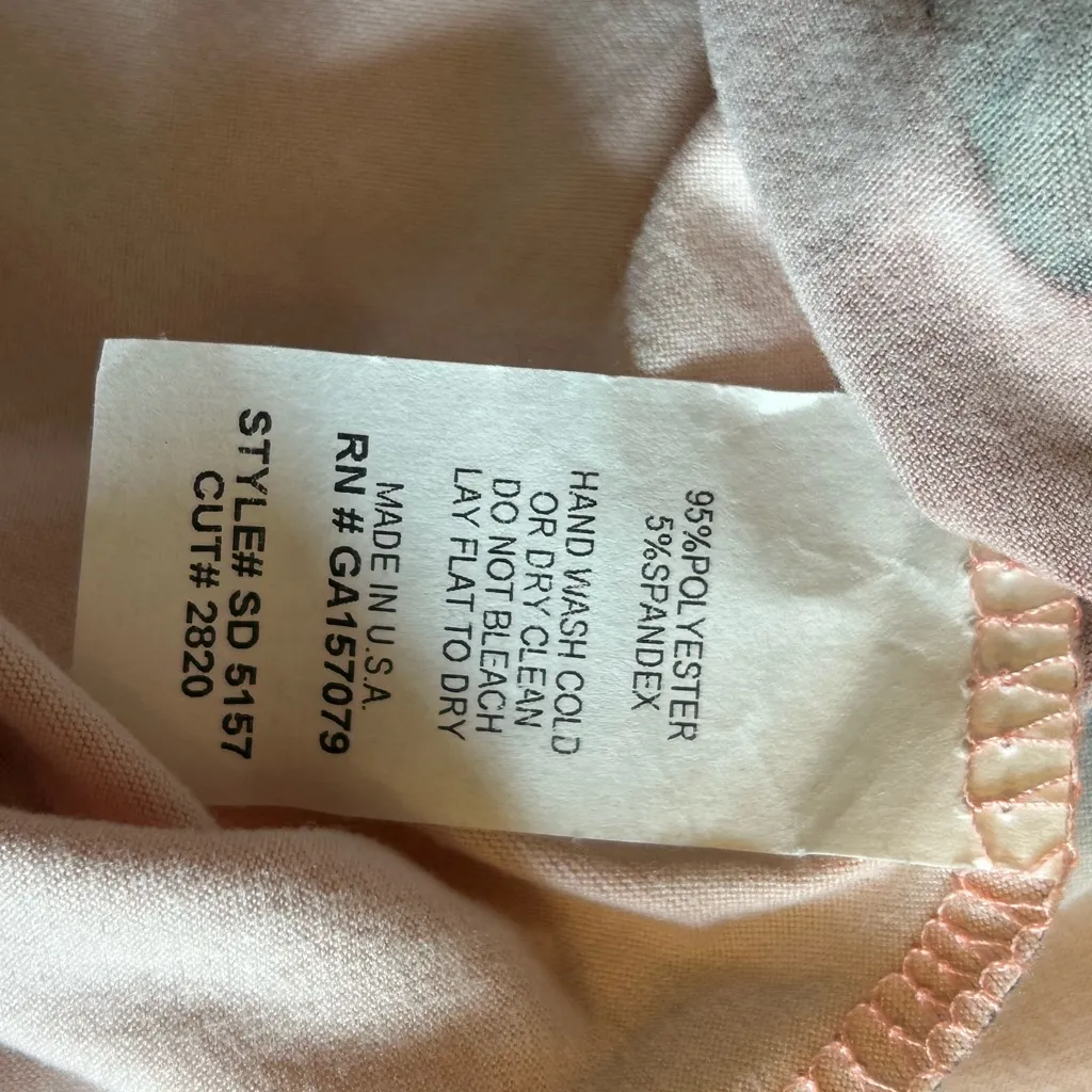 Sweet Pea Maternity size Medium beautiful soft floral dress on or off shoulder - Image 5