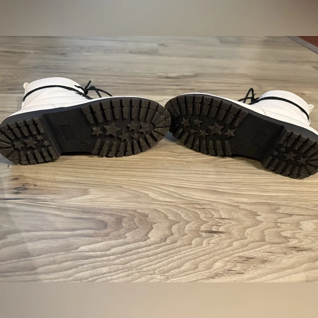 So Women's White Combat Boots Size 7 - Image 5