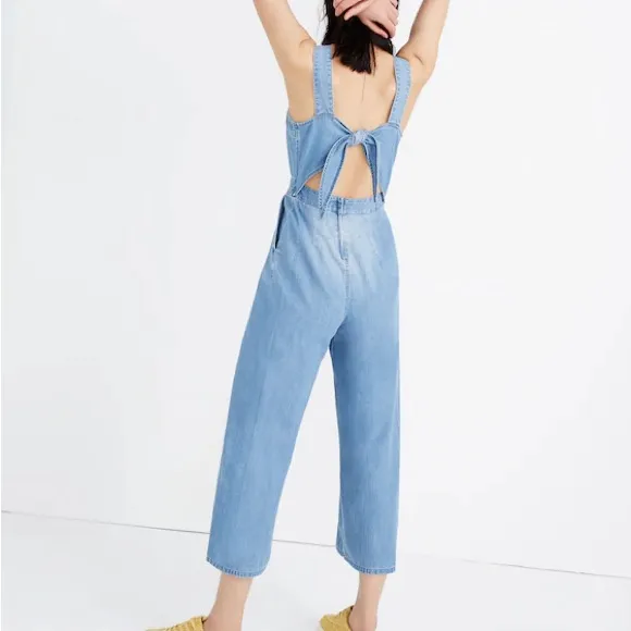 Madewell Denim Apron Bow Back Jumpsuit Size 4 - Image 2