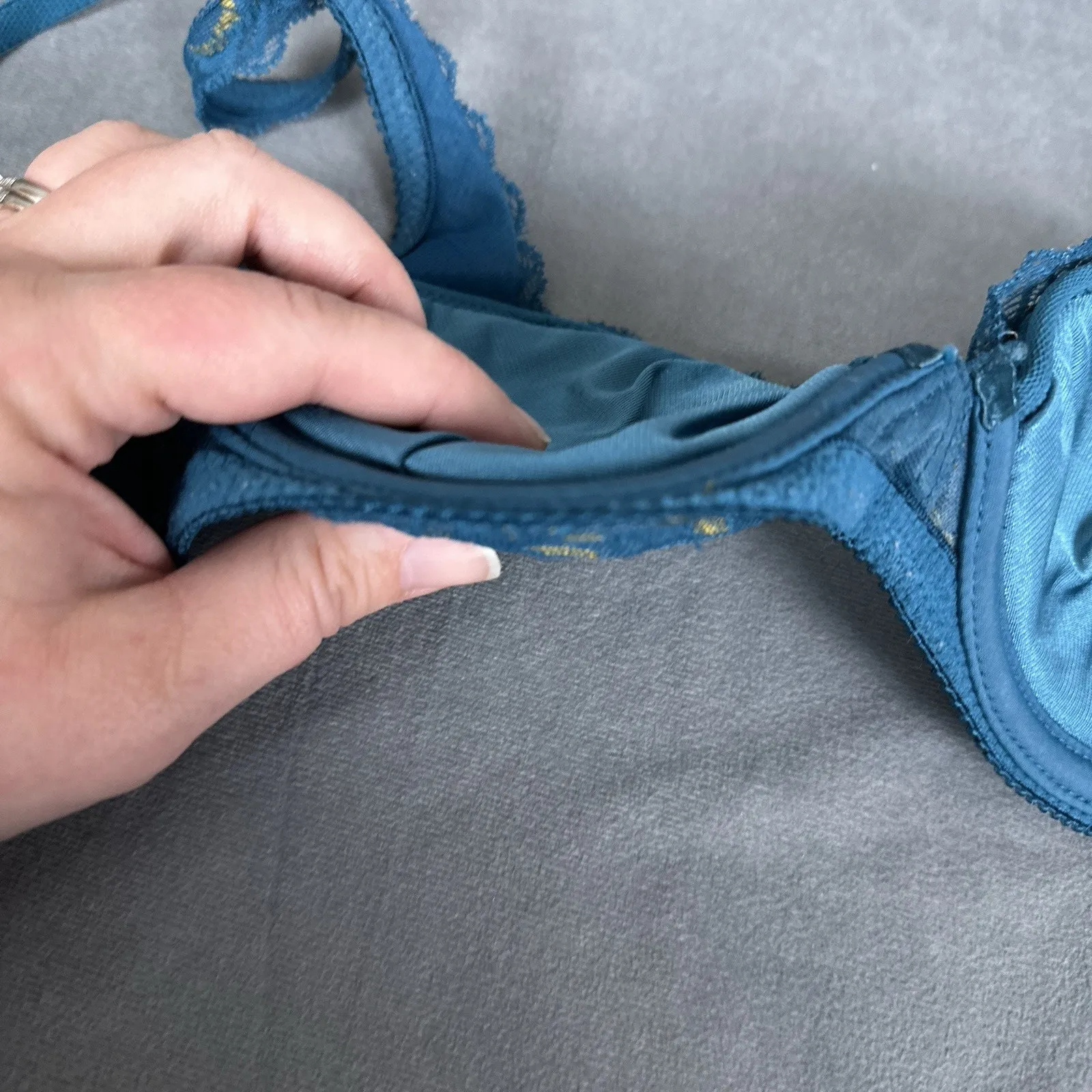 Vintage On Gossamer Bra 90s Padded Lined Push Up 34A Teal Lace Underwire AS IS Blue Size undefined - Image 7