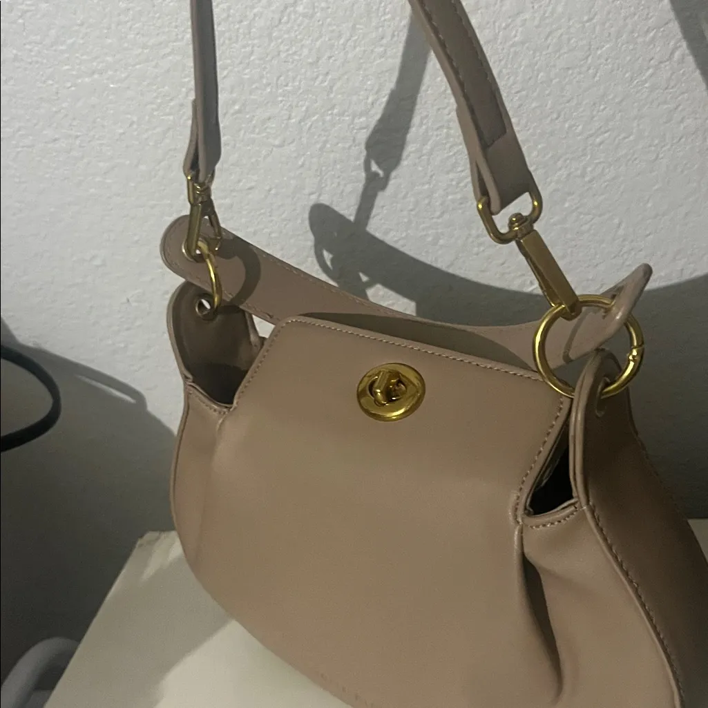 Melie Bianco Taupe Beige Khaki Crossbody Convertible Purse - Image 3