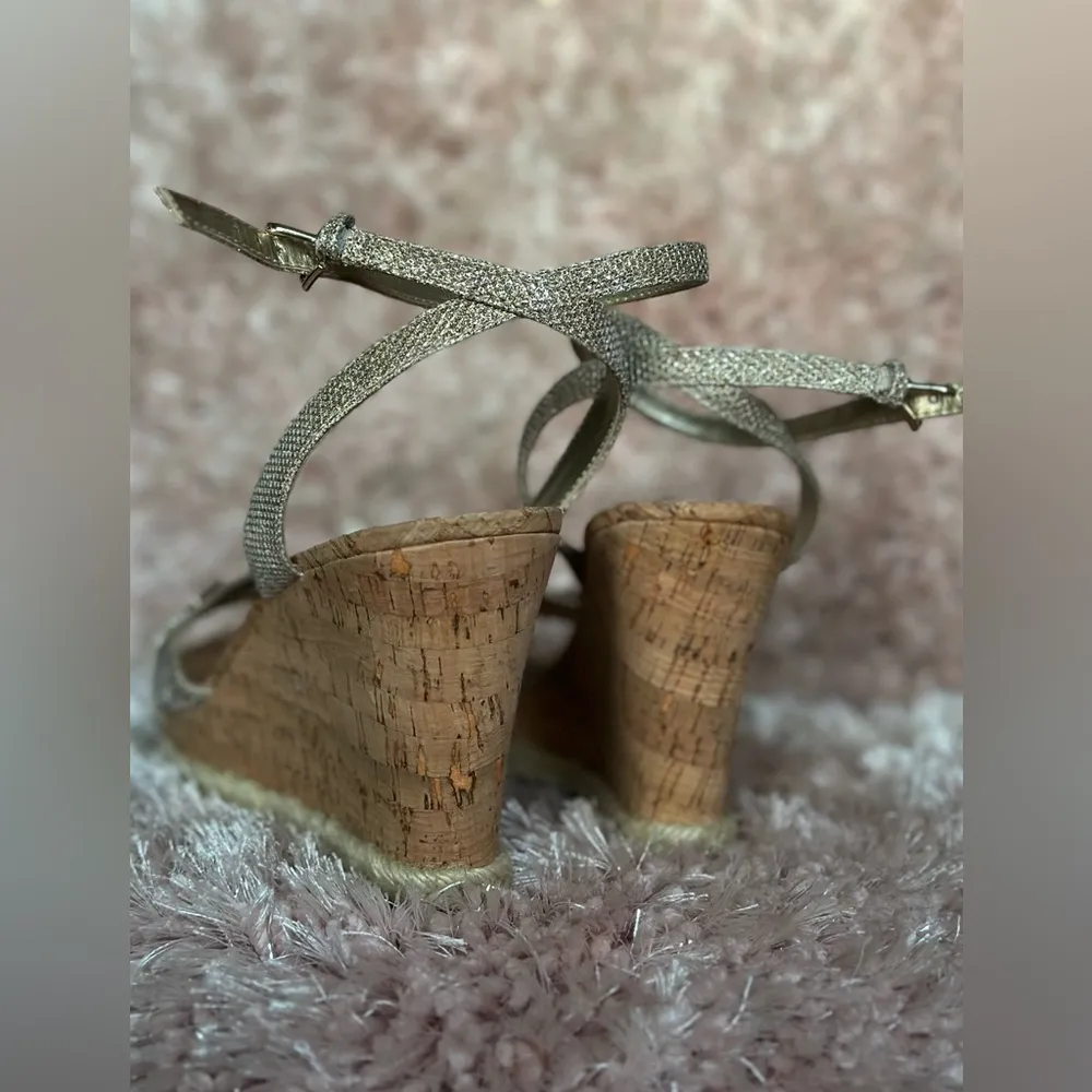 GUESS Metallic Strappy Platform Wedges Womens Size 11 - Image 8