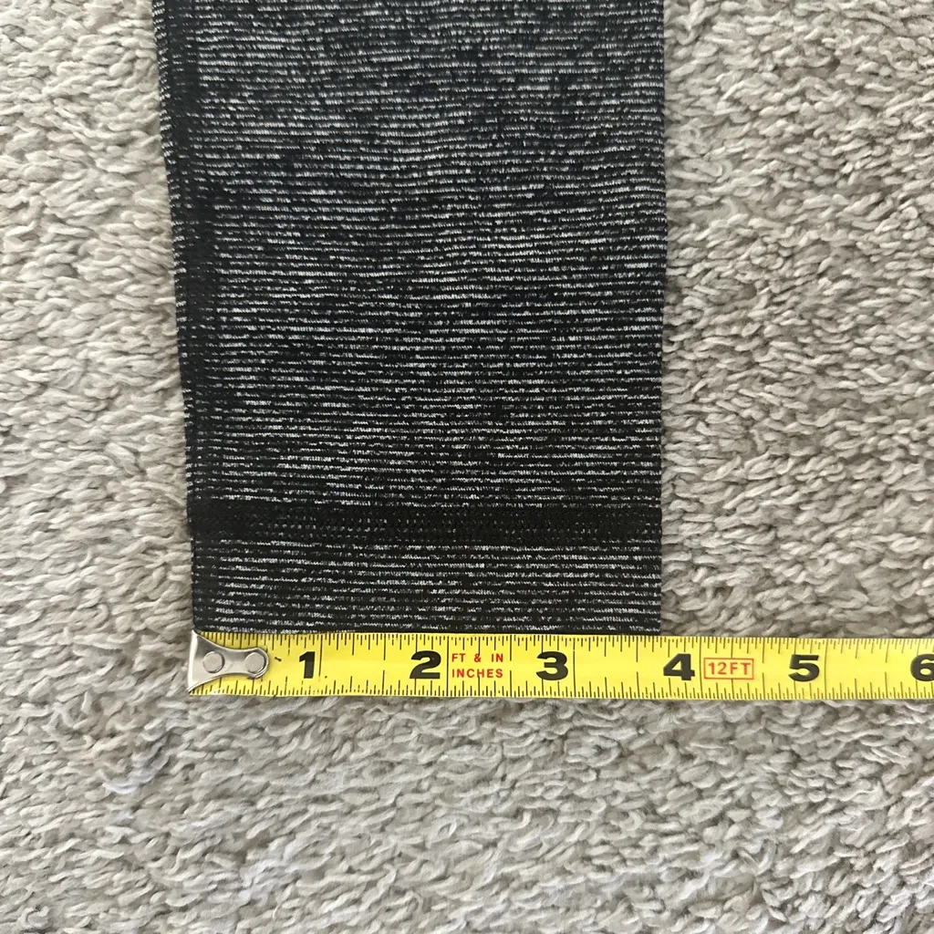 Victoria’s Secret VSX knockout Black and Gray Leggings with built in shorts Size XS - Image 5