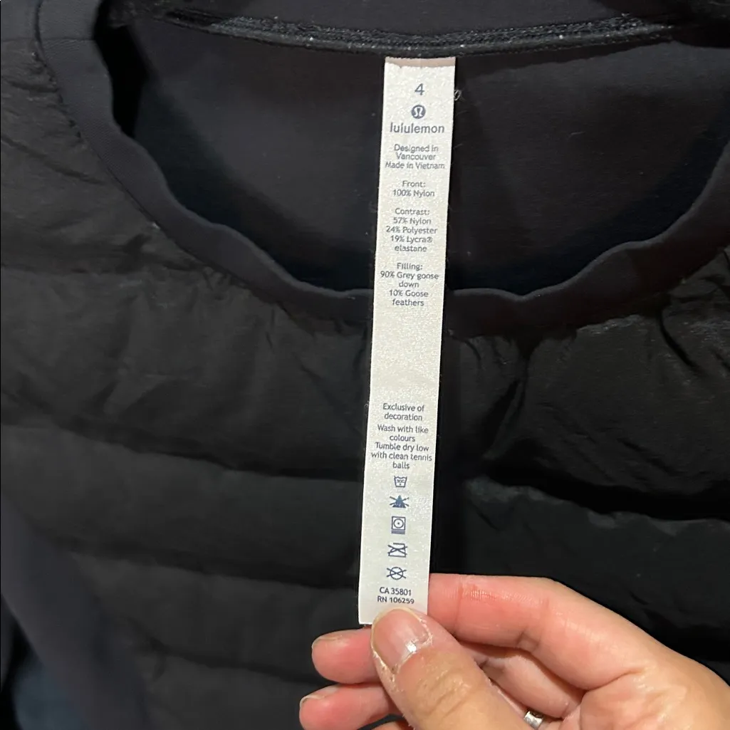 70. Lululemon Down & Around Crew - Image 4