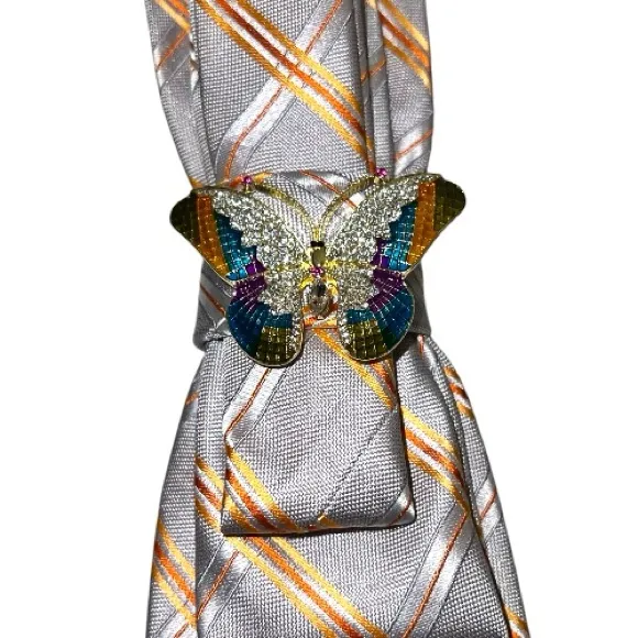 “Dainty Dapper” colorful flower necktie necklace with Colorful Brooch Blue - Image 4