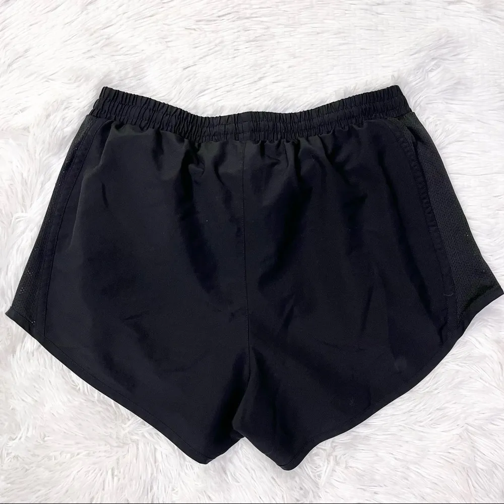 UNDER ARMOUR Women’s Black Loose Fit HeatGear Athletic Running Shorts Small - Image 4