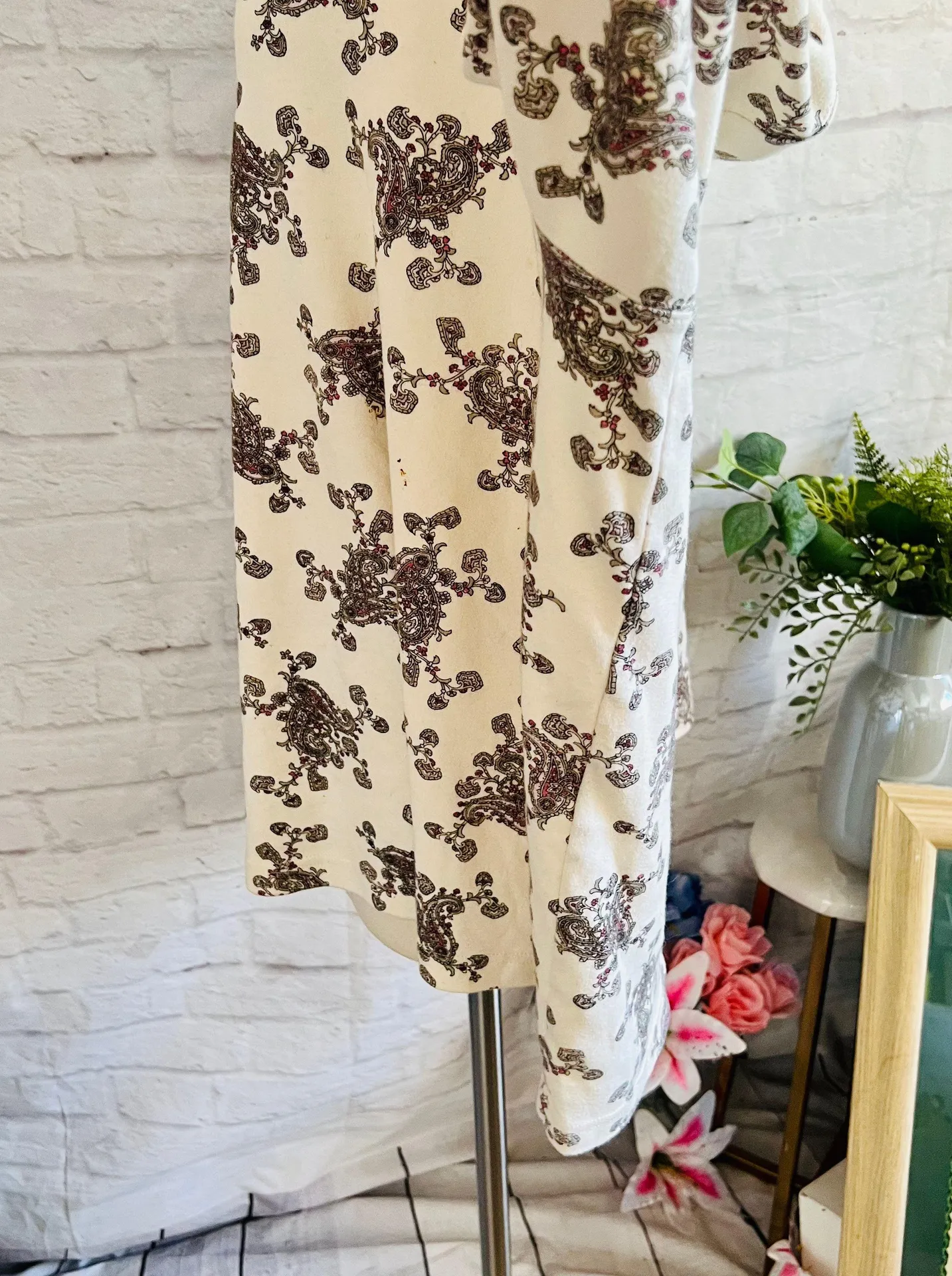 Cream Paisley Blouse Multiple Size 4X - Image 5