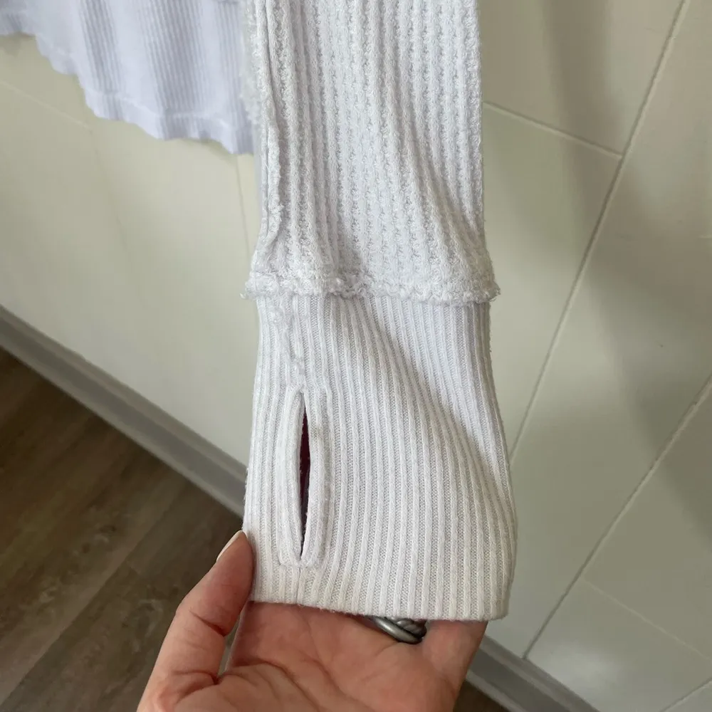 We The Free Thermal Waffle Knit Top Oversized White Long Sleeve Shirt ~ Size M - Image 3