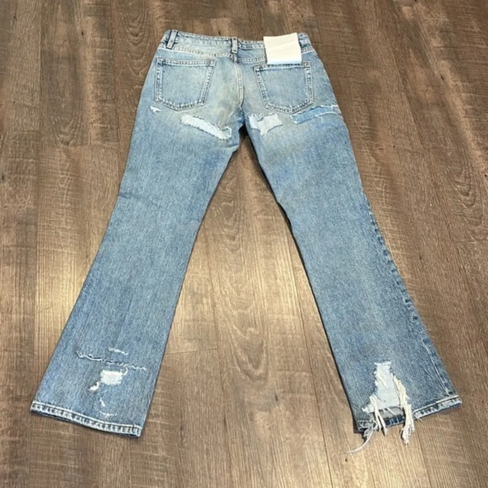 frame denim Revolve FRAME LOW BOOT PIXIE JEAN - Image 5