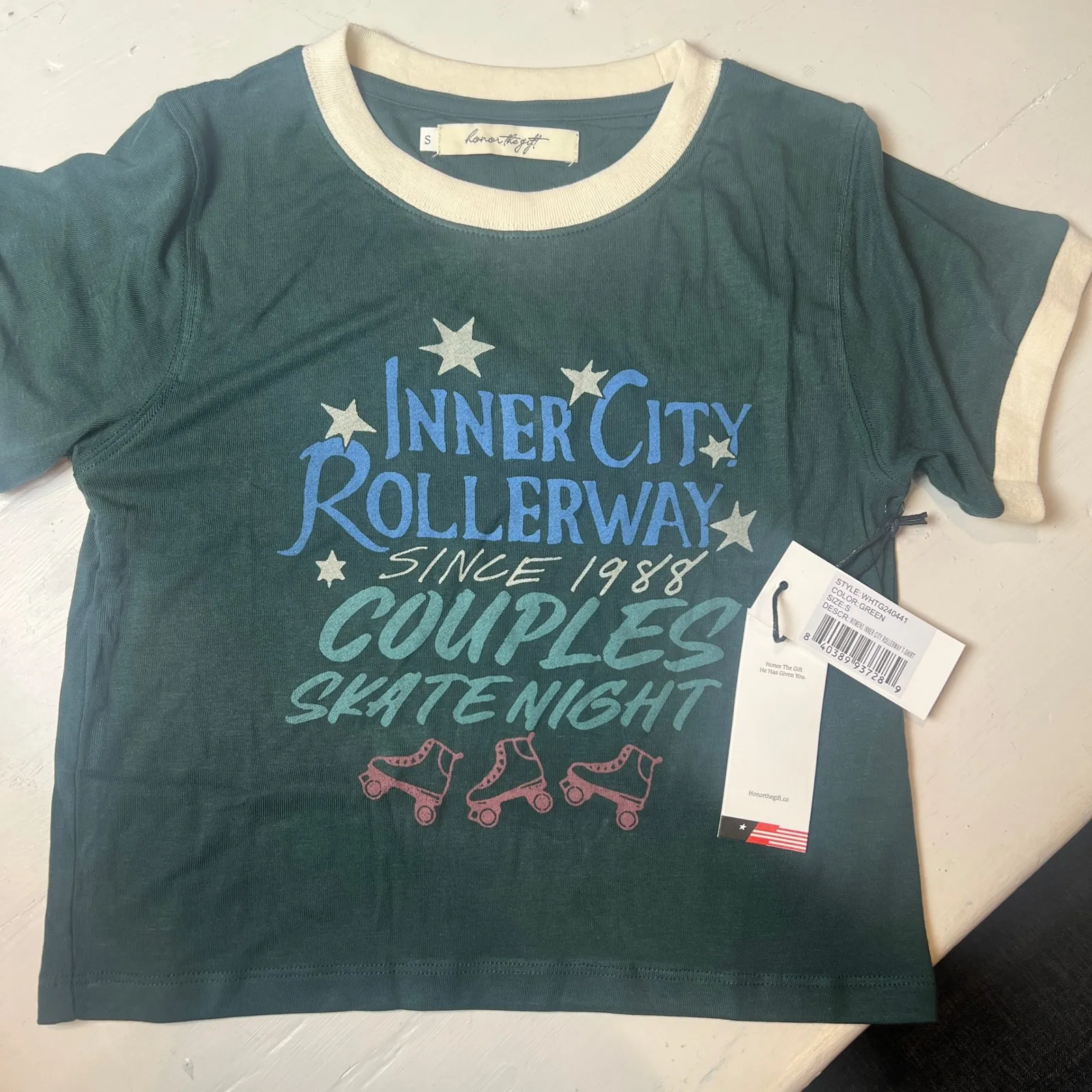 Honor The Gift Women's S Green Graphic T - Image 4