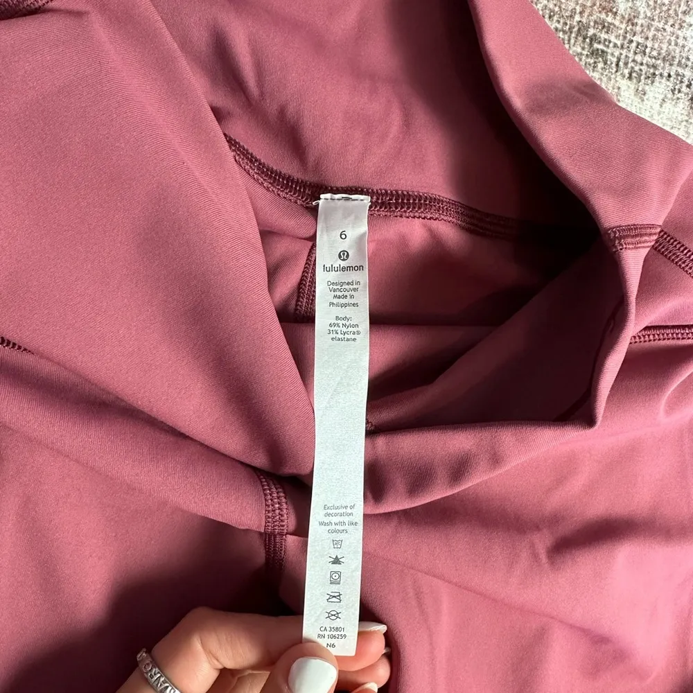 Lululemon Mauve Cropped Leggings - Image 2
