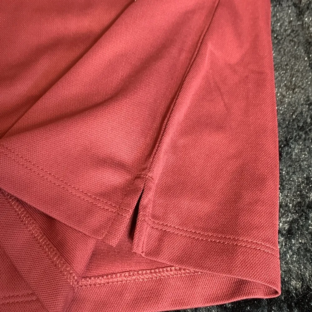 Women’s Meiomi Wine Maroon Golf Shirt Size XL NWOT - Image 7