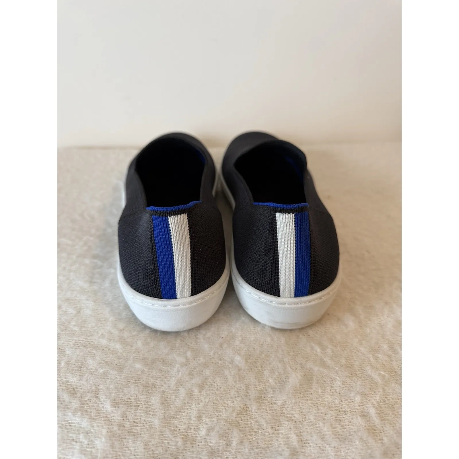 Rothys Original Slip-On Sneakers Black Size 9.5 Womens Flats Comfort - Image 3