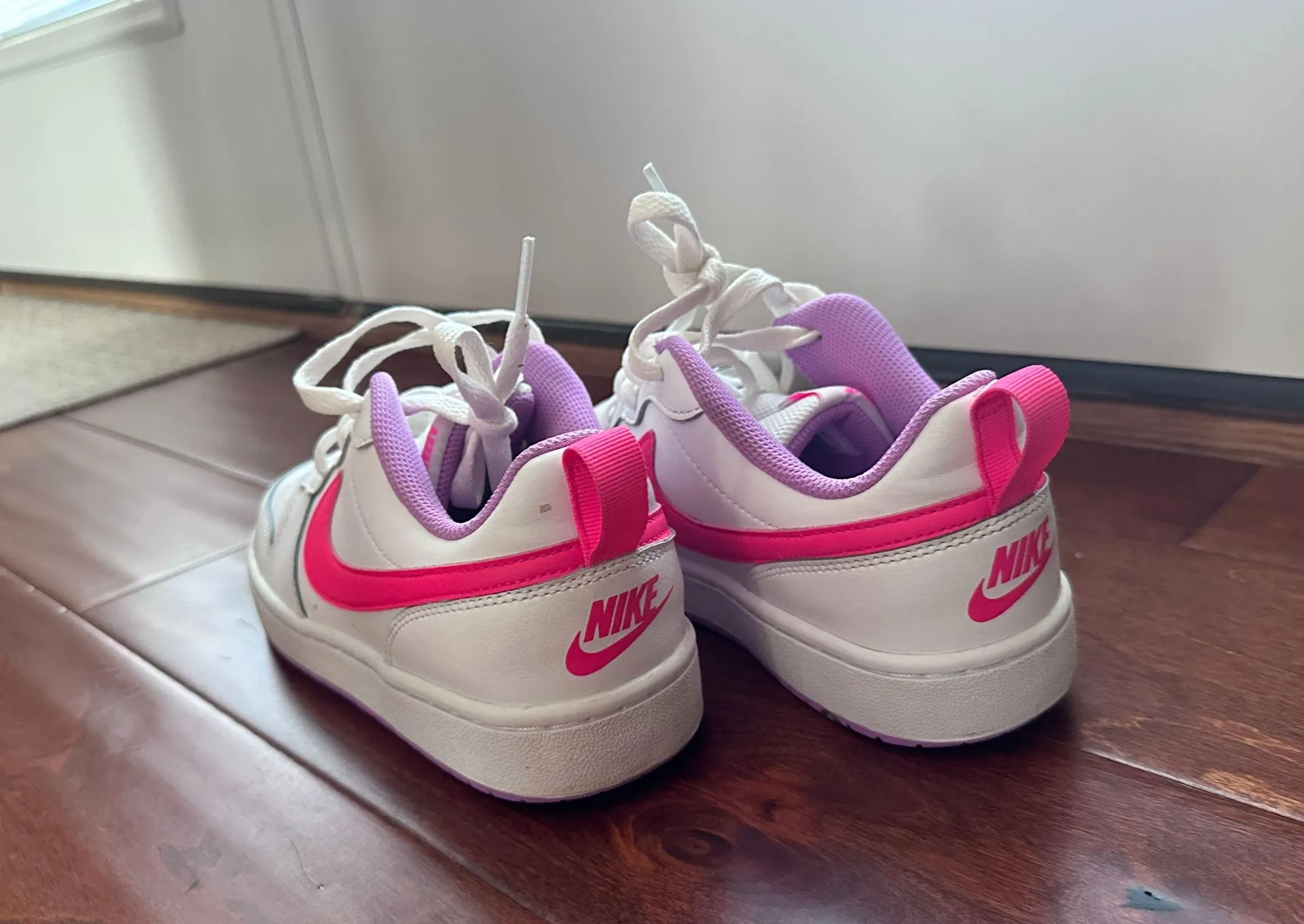 Nike Court Borough Low - Image 2