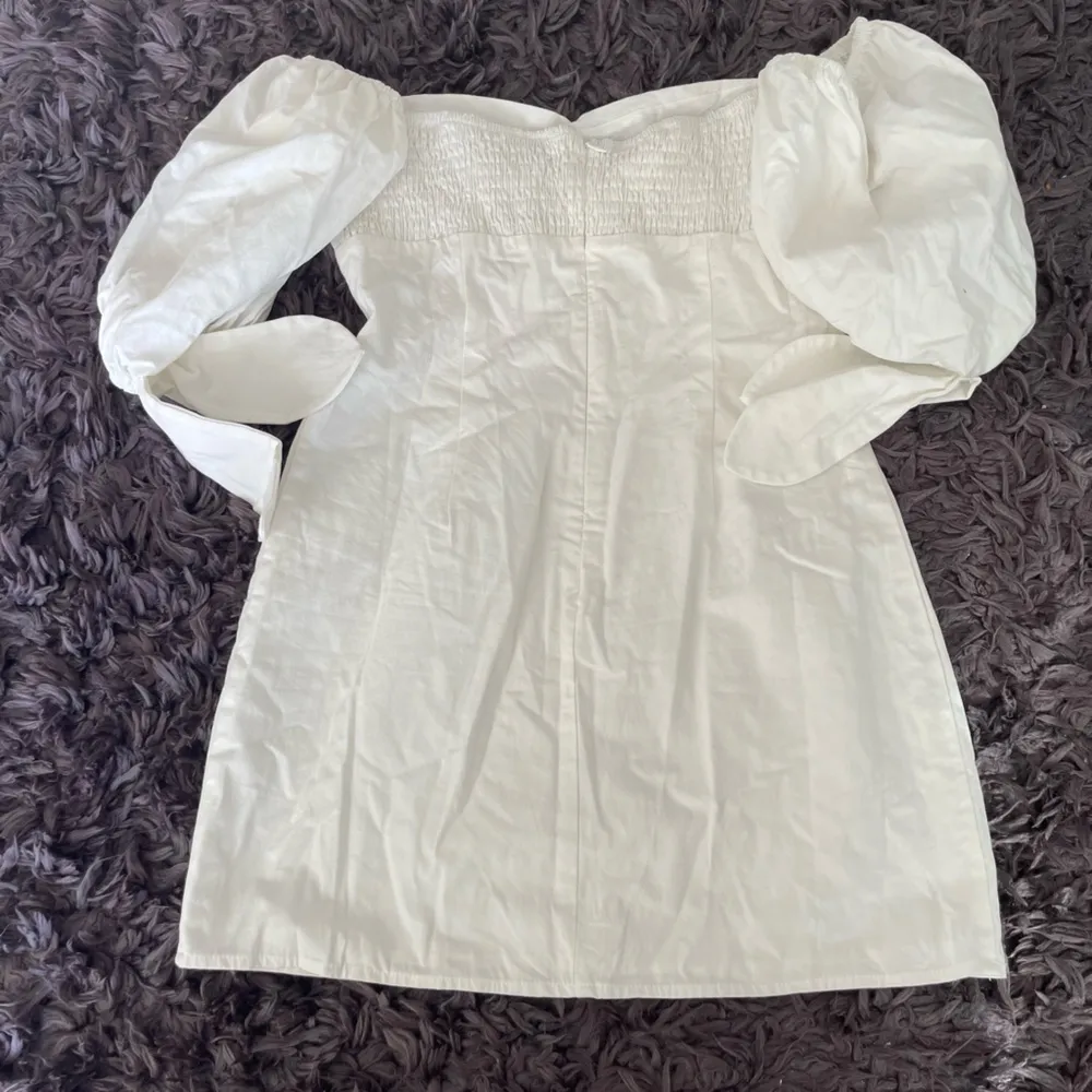 MORE TO COME Amora Bow Mini Dress in White - Image 6