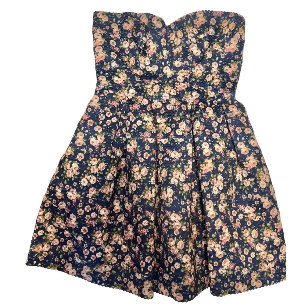 Sans souci sweetheart neckline strapless floral mini dress - Image 2