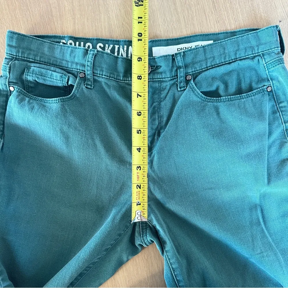 DKNY Mid-Rise SOHO Skinny Straight Leg Green Denim Jeans Women's Size 4 - Image 8