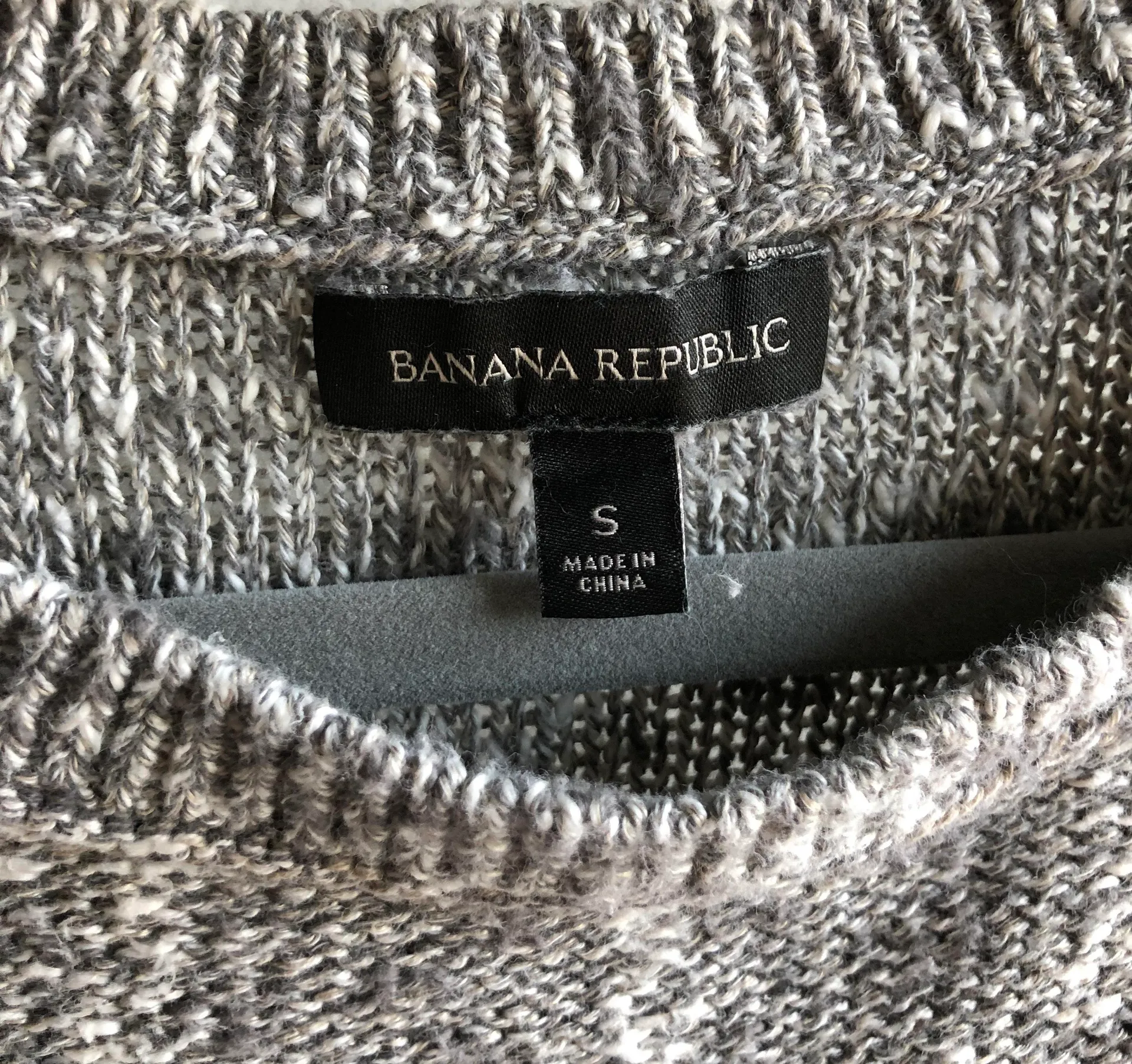 Marled Knit Grey Sweater - Image 6