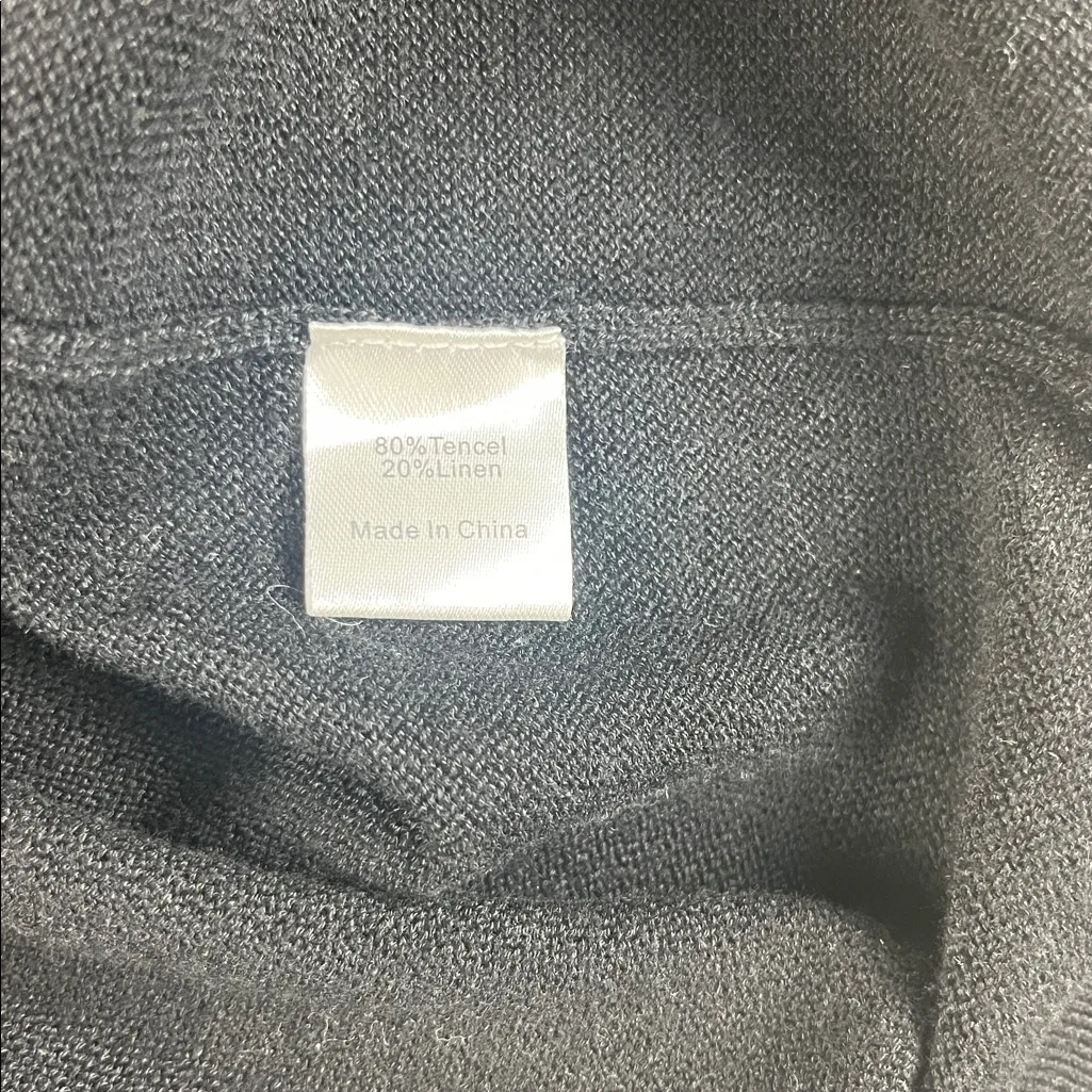 Tuckernuck Black Women's Polo Linen/Tencel Oversized sweater 
Size: XS/S - Image 9
