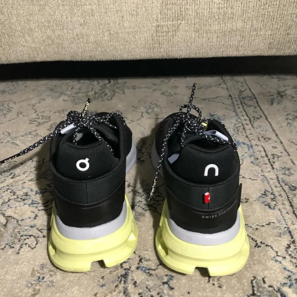 On Cloudnova Flux Running Sneakers Blue Size 8 - Image 7