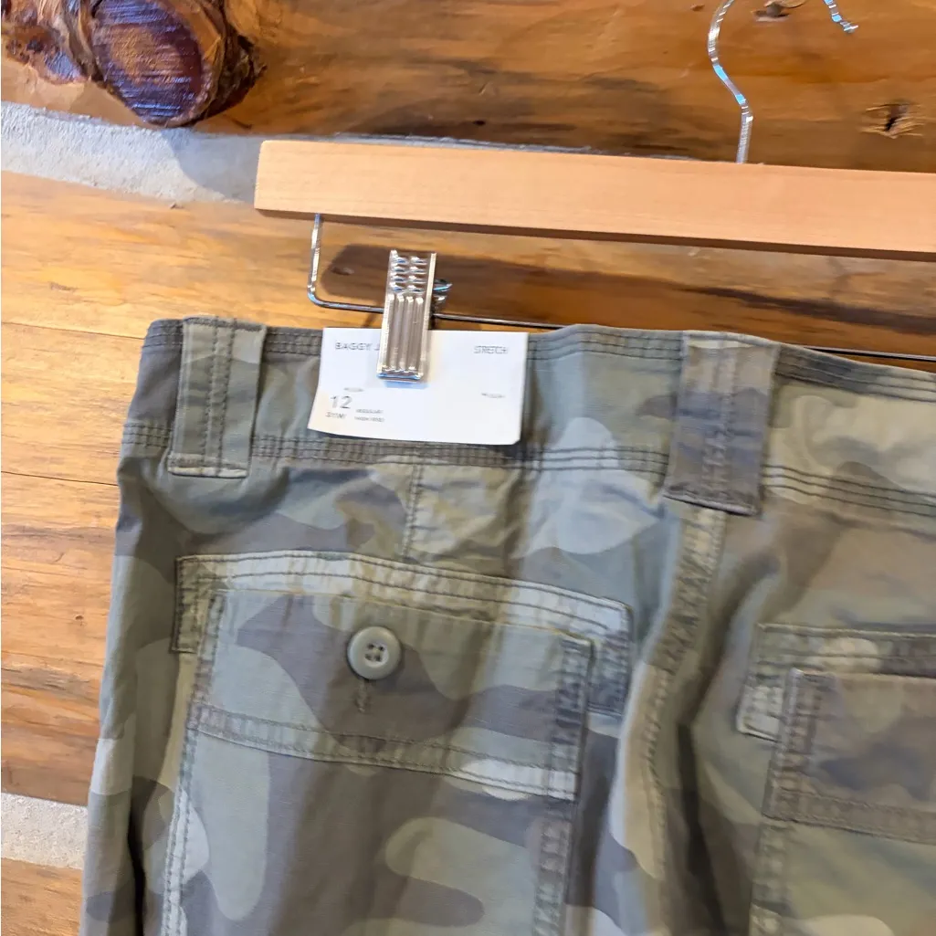 American Eagle NWT Camo Women’s Jogger size 12 - Image 5