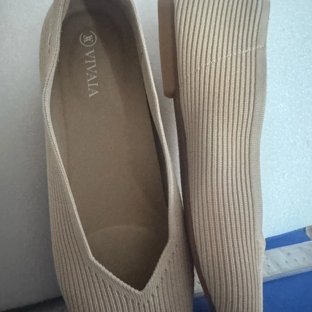 VIVAIA Women's Beige Loafers Size 8.5 - Image 5