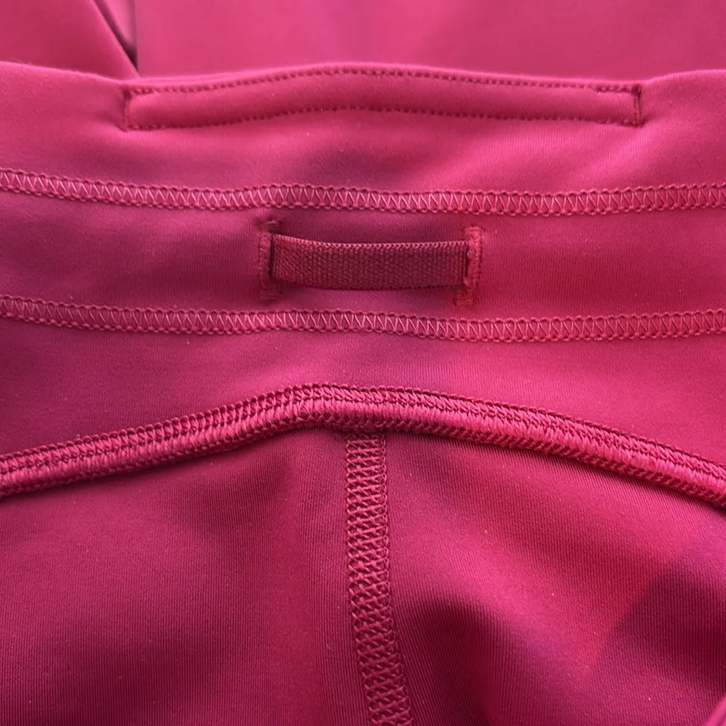 Lululemon Rain Repellent HR Running Tights Women’s Size 10 in Wild Berry NEW! - Image 8