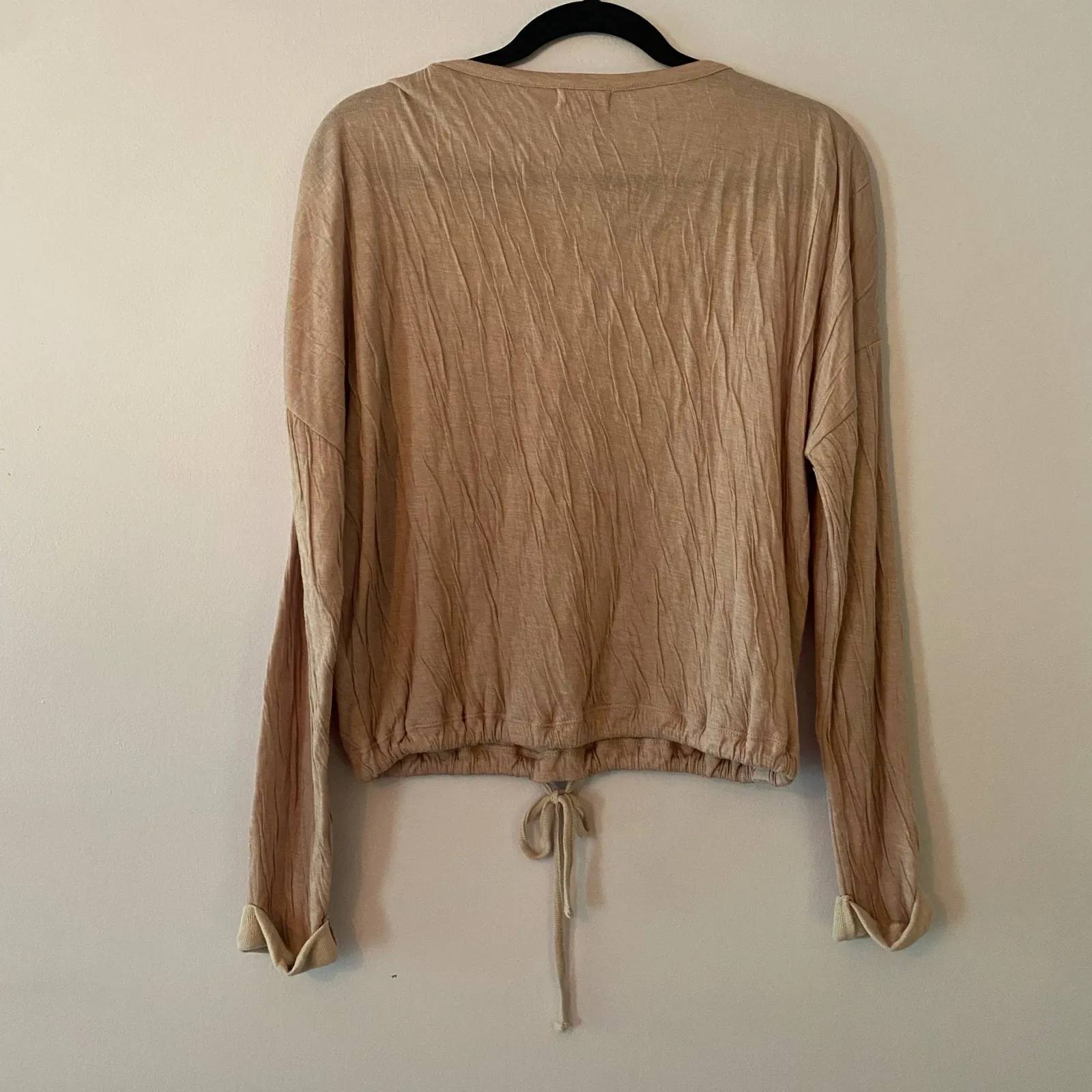 Barefoot Dreams Malibu Collection Light Pink Pullover Sweater Women's size Small - Image 6