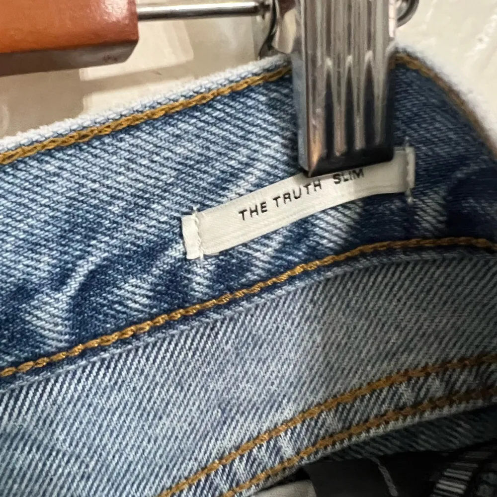 ZARA The Truth slim high rise jeans size 6 - Image 9