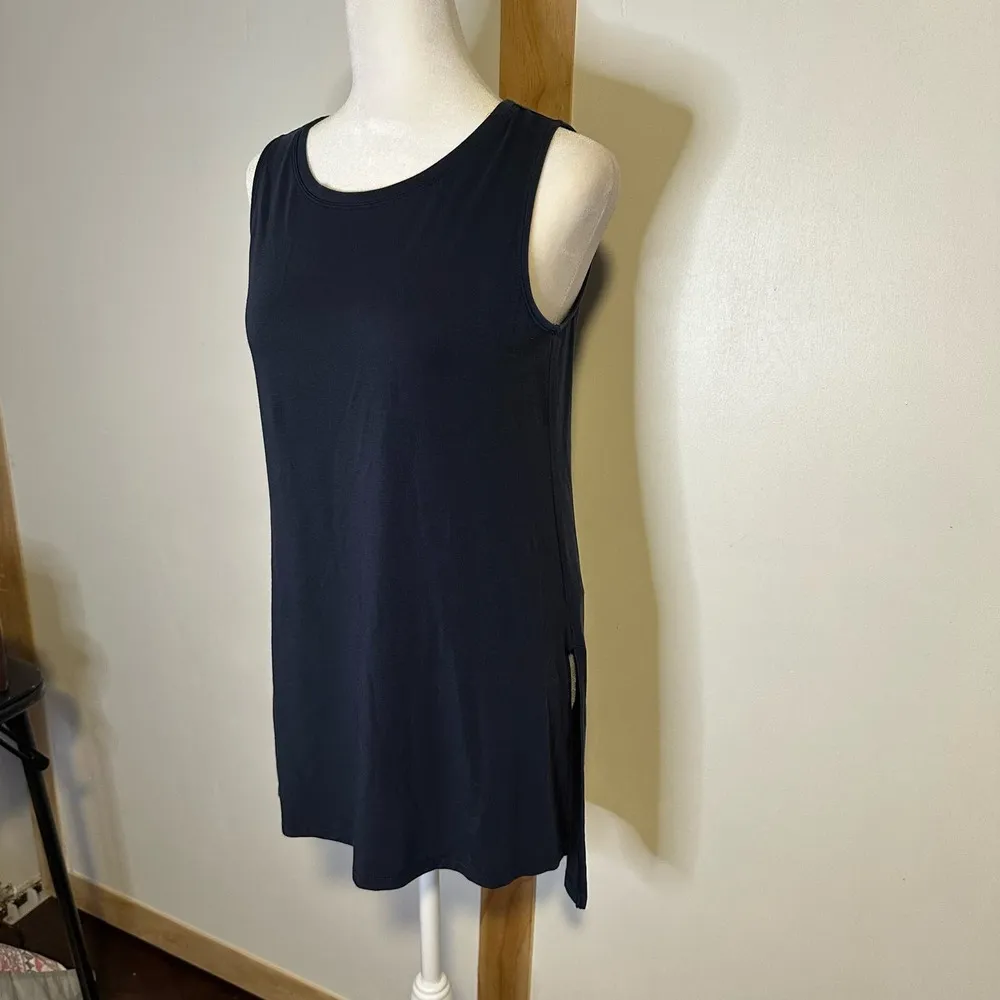 Athleta navy blue oversize tank top size XS - Image 3