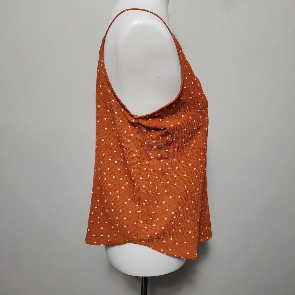 Anthropologie e (hanger) m rust polka dot scalloped cami size medium - Image 4