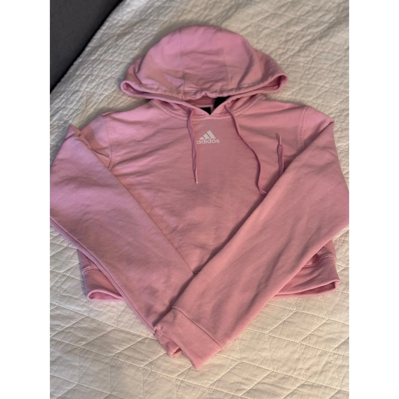 Adidas hoodie women's xs, crop style and excellent‎ condition - Image 5