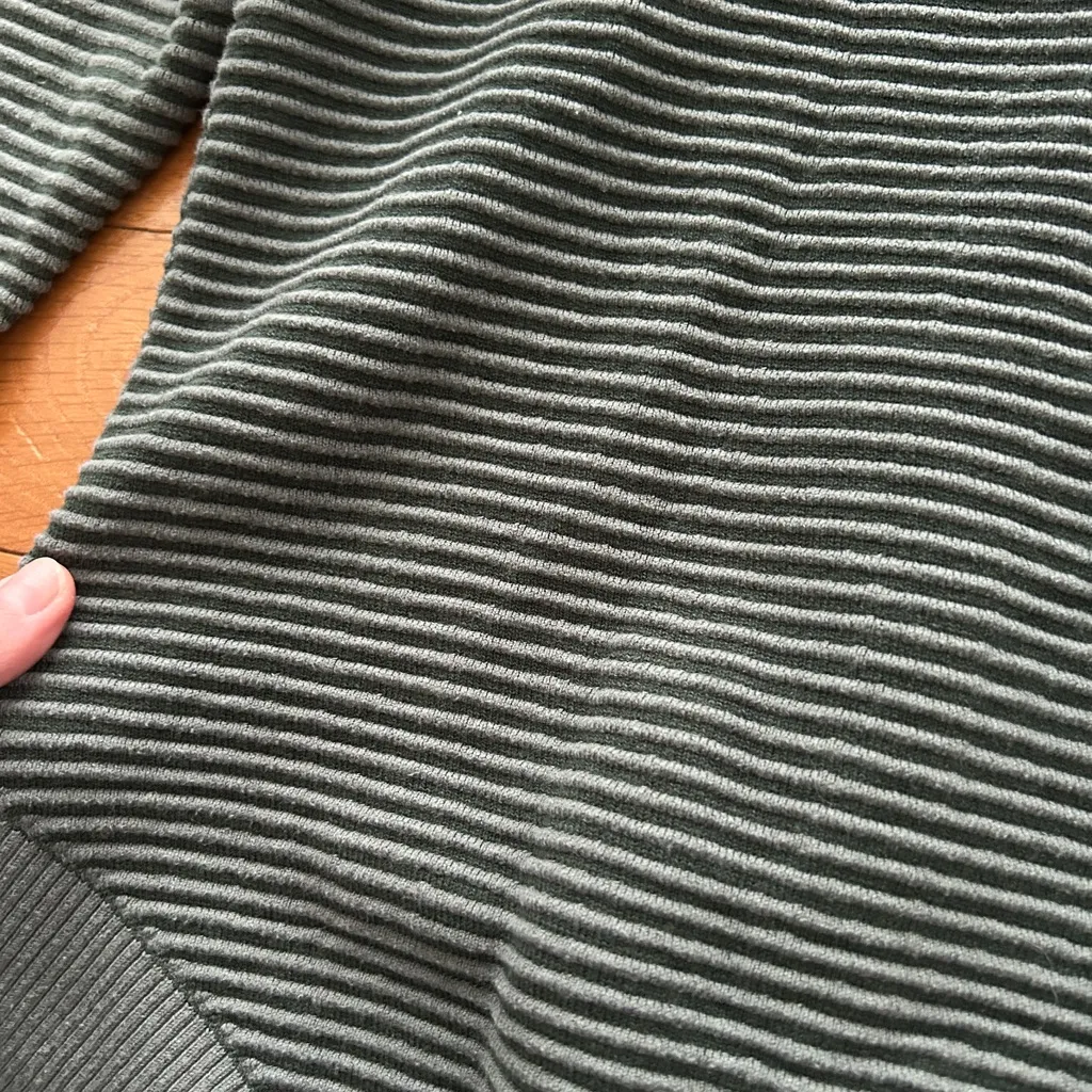 Offline Aerie Home Stretch Green Ribbed Quarter Zip Sweater Sweatshirt Size XS - Image 10