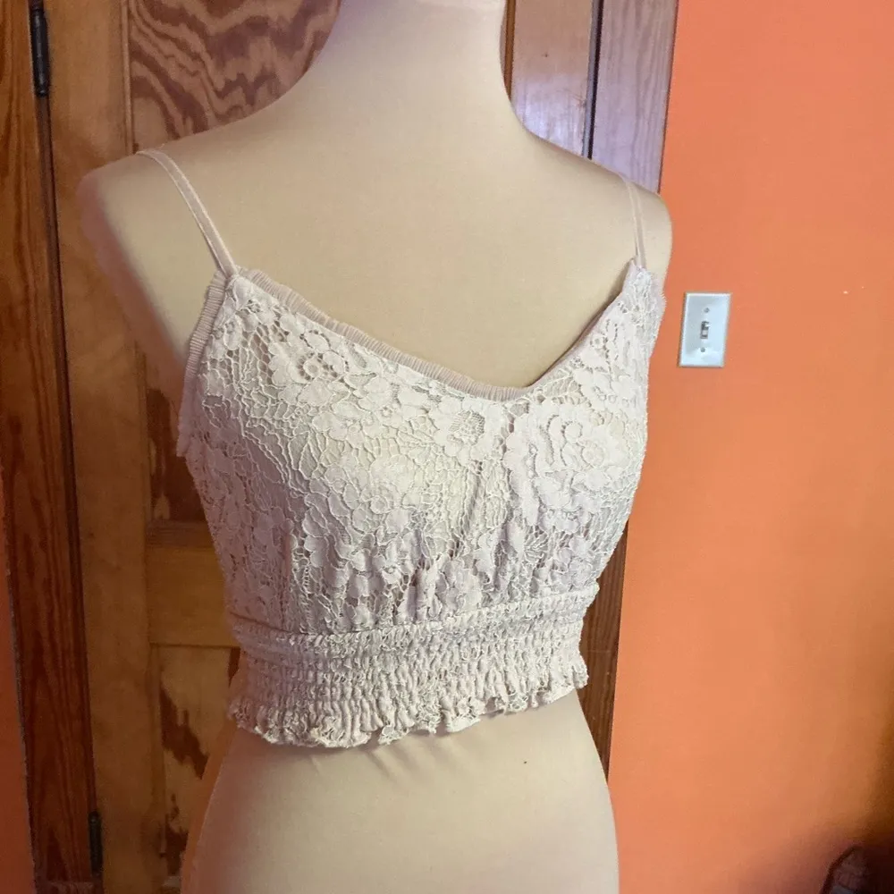 Forever 21 eggshell lace bralette - Image 9