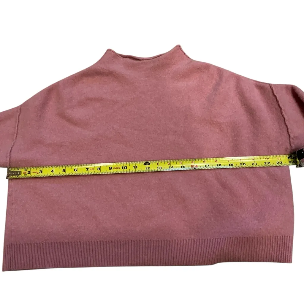 Urban outfitters 100% cashmere crop funnel neck sweater size large - Image 3