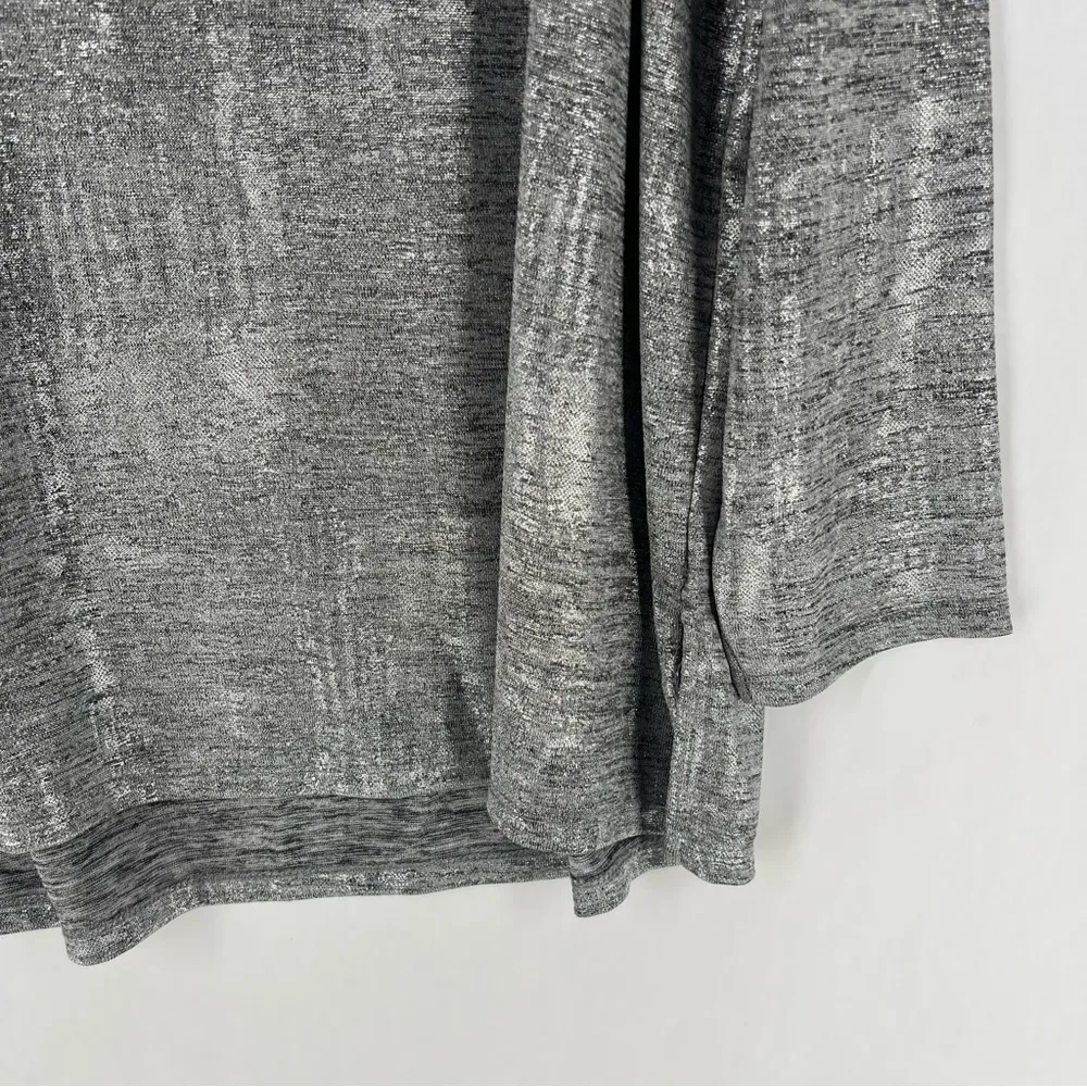 Westport 1962 Metallic‎ Silver Semi Sheer Knit Scoop Neck Short Sleeve Top - Image 9