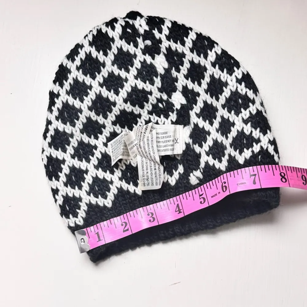 Black and White Knit Cold Weather Winter Beanie - Image 5