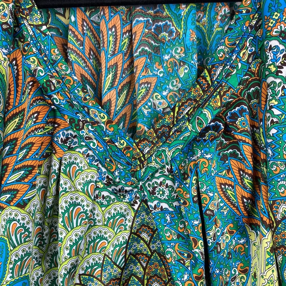 Chelsea & Theodore Patterned Multicolor Blue Green Blouse Top 3/4 Puff Sleeve Size M - Image 3