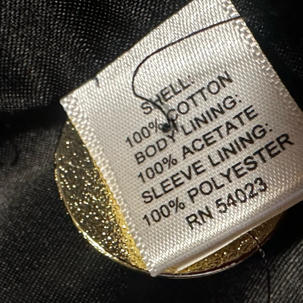 Banana Republic women’s navy blue blazer size M professional attire - Image 6