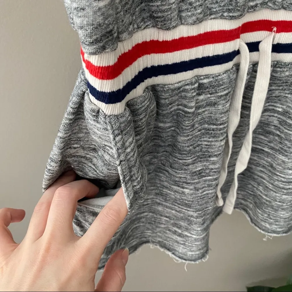 Mossimo Sleeveless Romper Gray Sz Small - Image 4