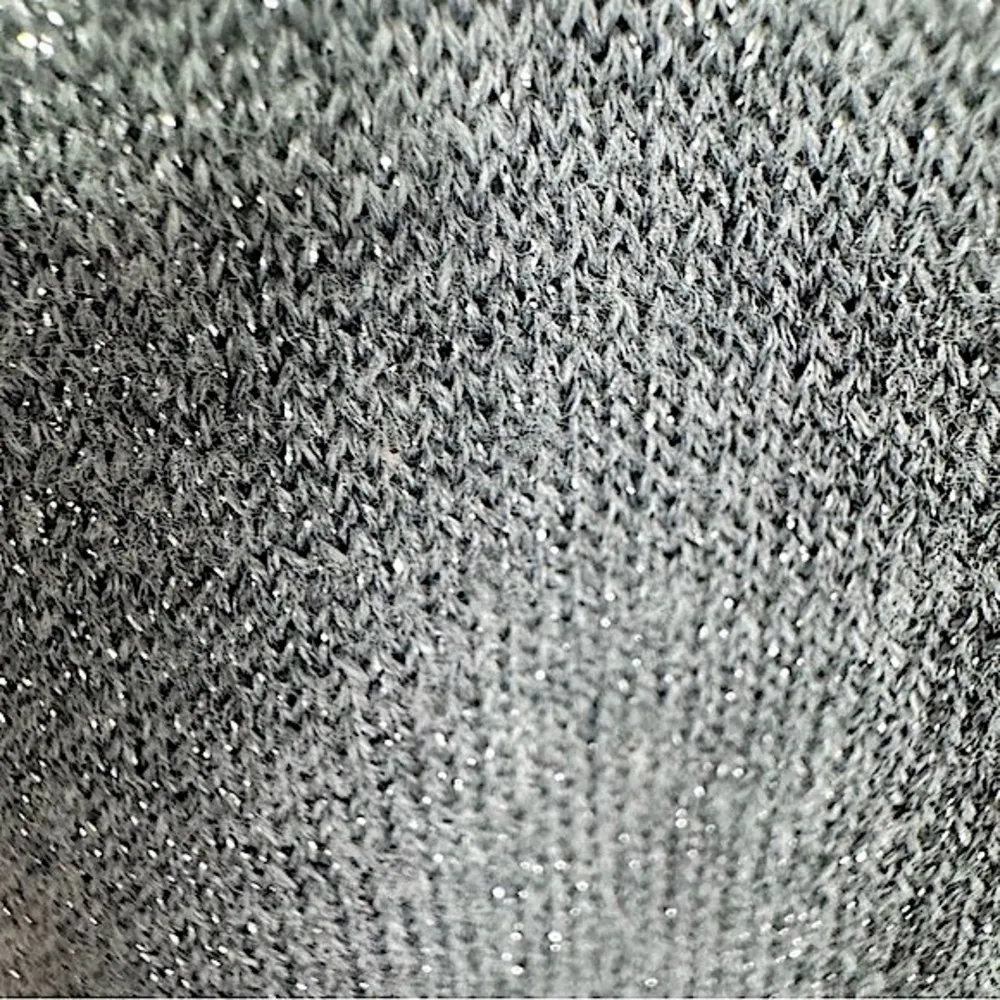 Gap Light Gray Silver Sparkle V Neck Long Sleeve Sweater Women’s Size Small - Image 9