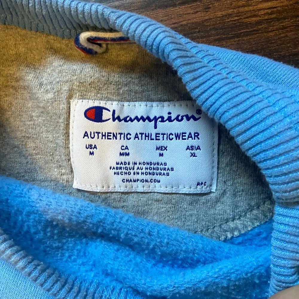 Champion crewneck - Image 3