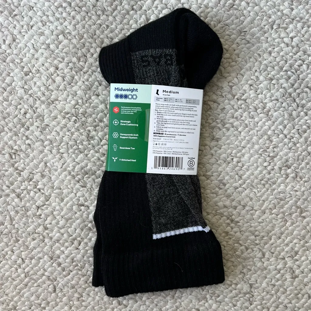 NWT Bombas Women’s Medium Midweight Black Knee-High Compression Socks 20-30mmHg - Image 2