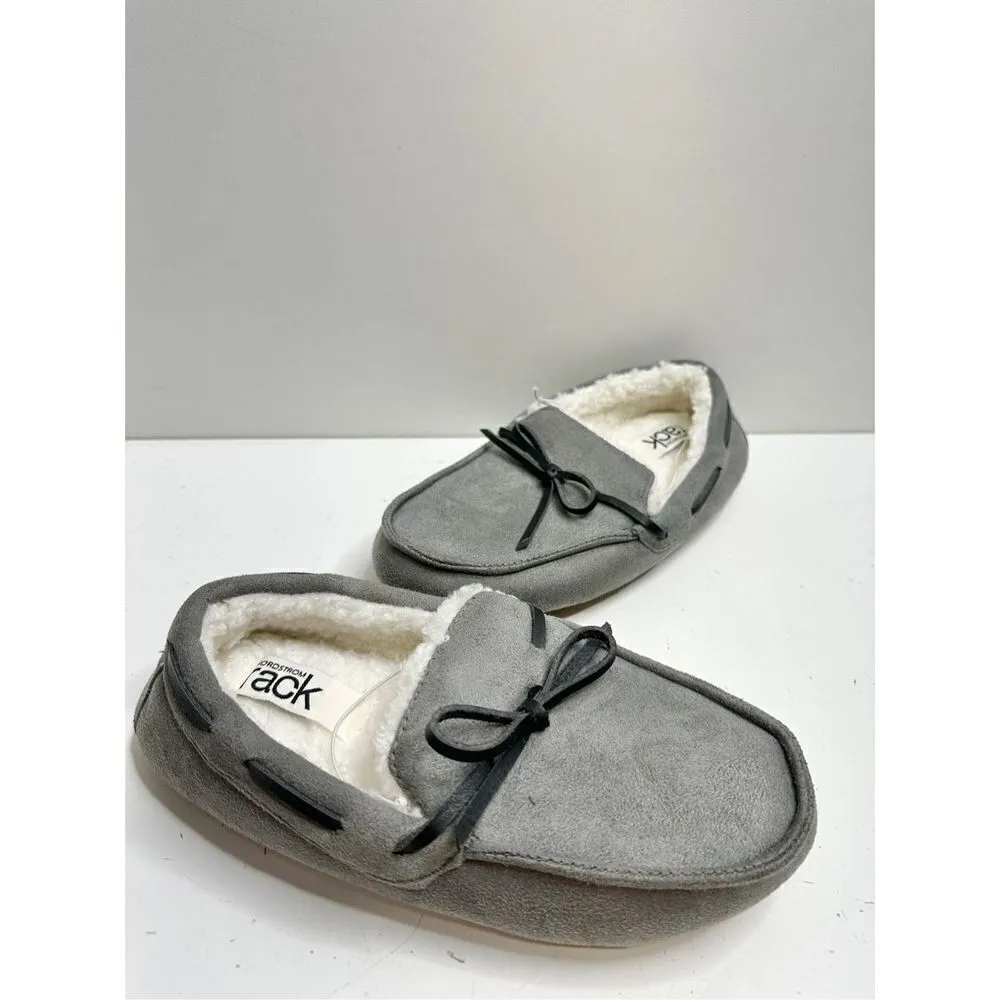 Nordstrom Rack Slippers Womens Size Small Faux Fur Gray Slip On Style - Image 6
