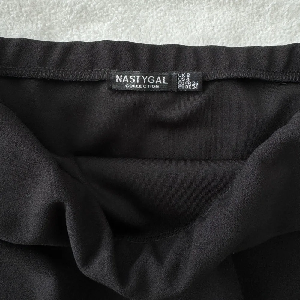 - Black Mini Skirt - Image 2