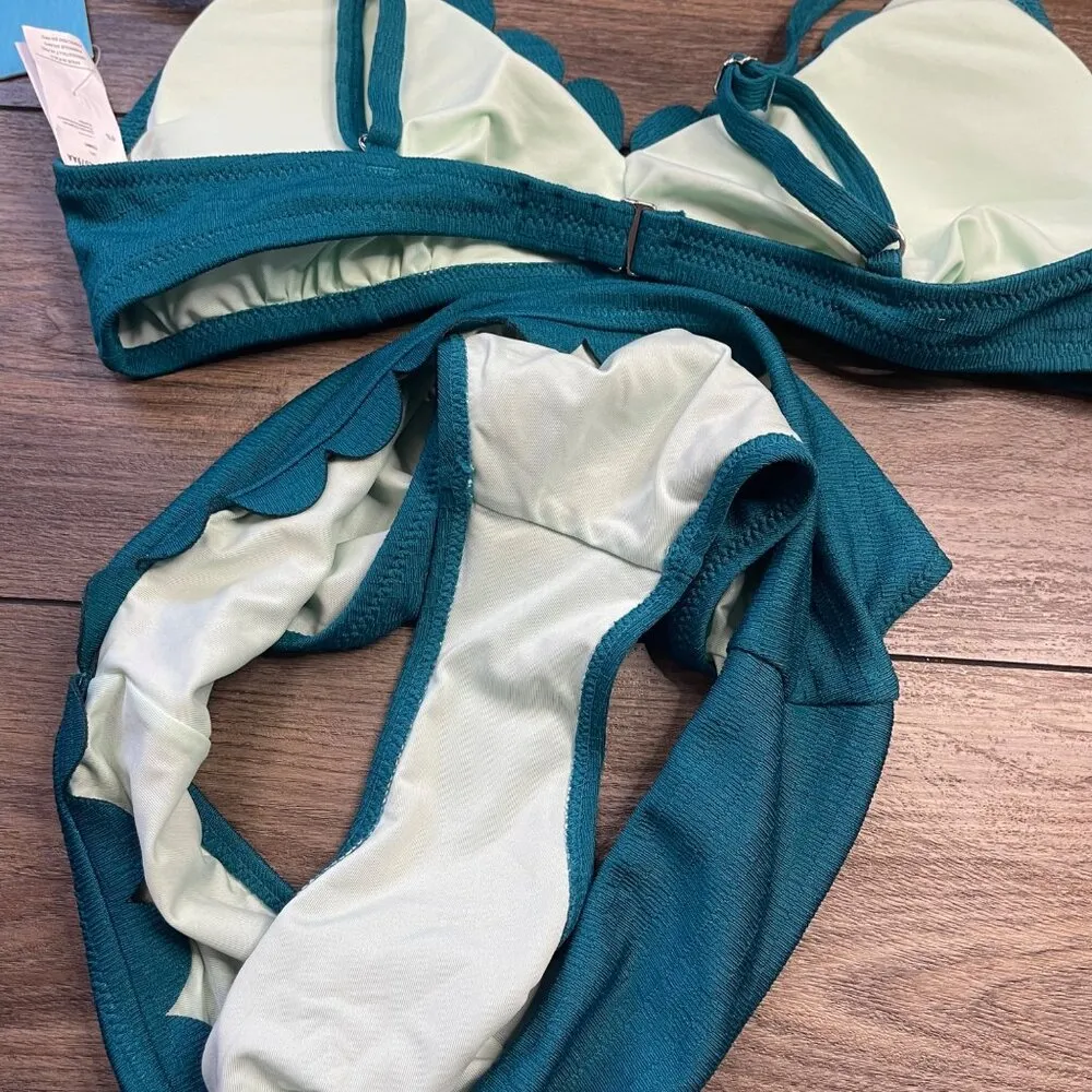 Cupshe Scalloped Bikini Set Womens Size Large Mid Rise Textured Teal 2 Piece NEW - Image 5