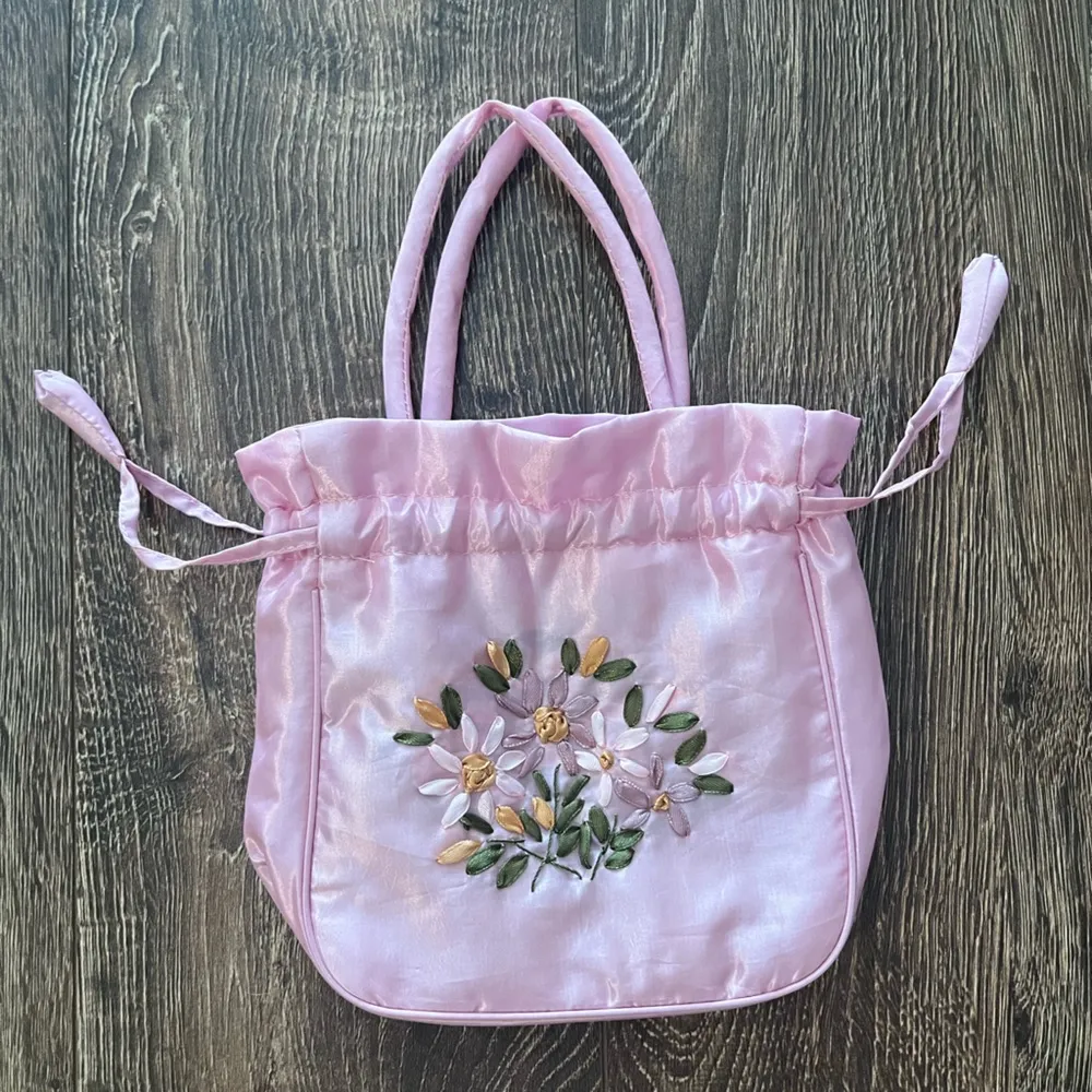 Light pink mini purse - Image 2